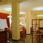 Rex فندق كالامباكا