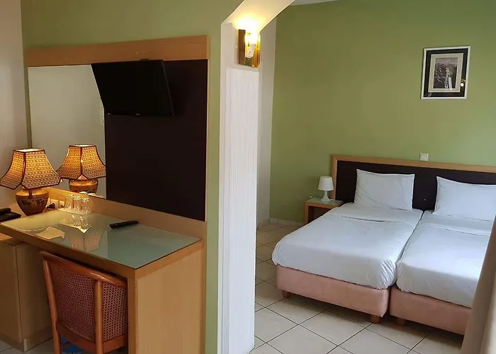 Rex فندق كالامباكا